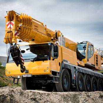 Mobile crane rental for heavy lifting on construction sites