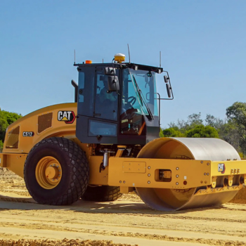 Road roller rental machine for soil and asphalt compaction